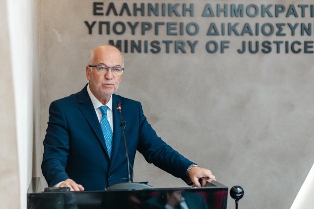 Φλωρίδης: Με τον νόμο Παρασκευόπουλου αποφυλακίστηκαν δολοφόνοι, ληστές, βιαστές, έμποροι ναρκωτικών και το 80% ξαναγύρισε στο βαρύ έγκλημα