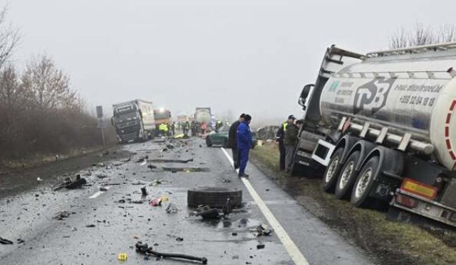 Στο-χειρουργείο-μετά-από-επιπλοκή-ένας-από-τους-τραυματισμένους-οπαδούς-του-ΠΑΟΚ,-η-ανάρτηση-Γεωργιάδη
