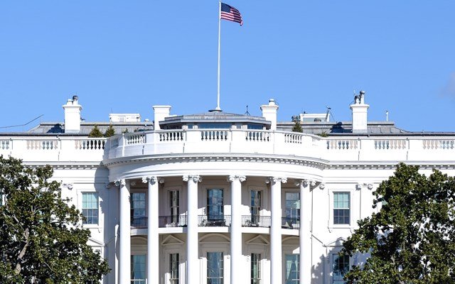 Λευκός Οίκος και Φίτσο διαψεύδουν το δημοσίευμα για την “ψυχολογική κατάσταση” του Τραμπ