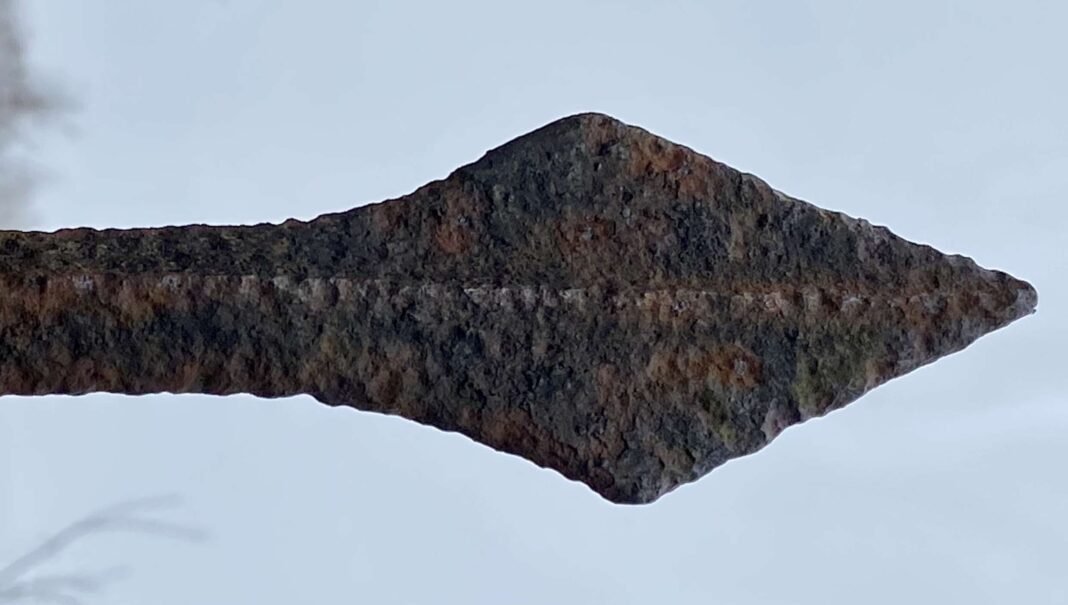 India’s Longest Iron Age Spear: 8-Foot Weapon Found in Tamil Nadu Burial