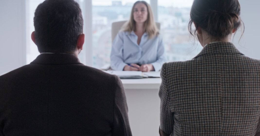 Σας-Πιστεύουμε