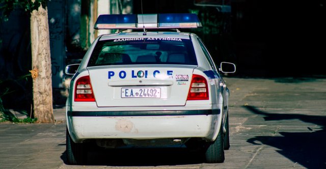 Γυναίκες έκλεψαν κόσμημα αξίας από κοσμηματοπωλείο στο Αγρίνιο