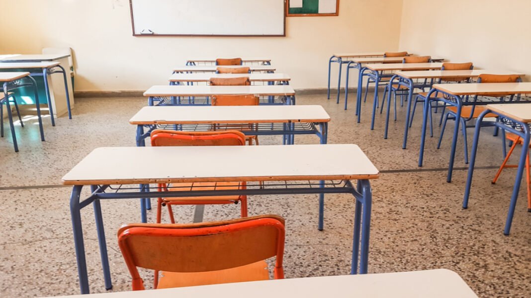 Η έκθεση του ΟΟΣΑ για την Παιδεία στην Ελλάδα: Πού έχει σημειωθεί πρόοδος και ποιες προκλήσεις παραμένουν