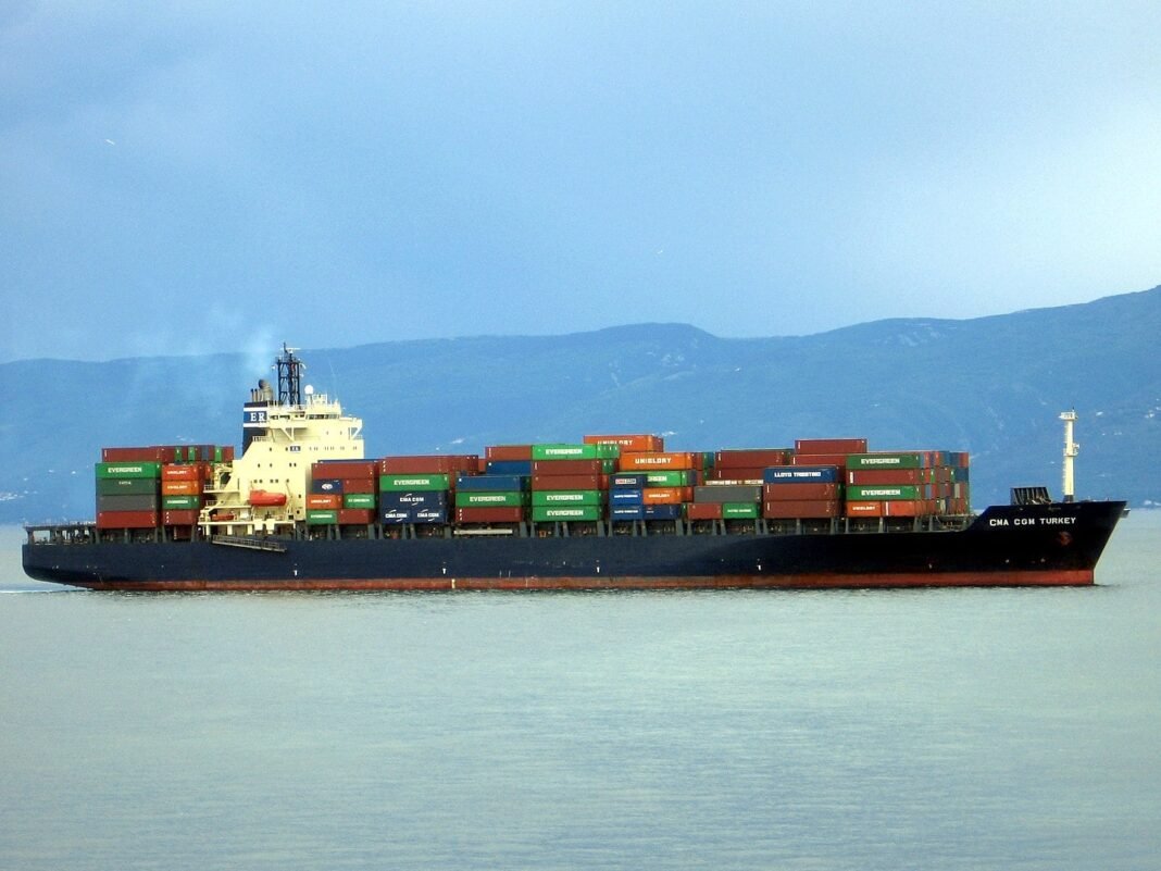 US Trade Deficit Records Sharpest Monthly Jump in Nearly 34 Years