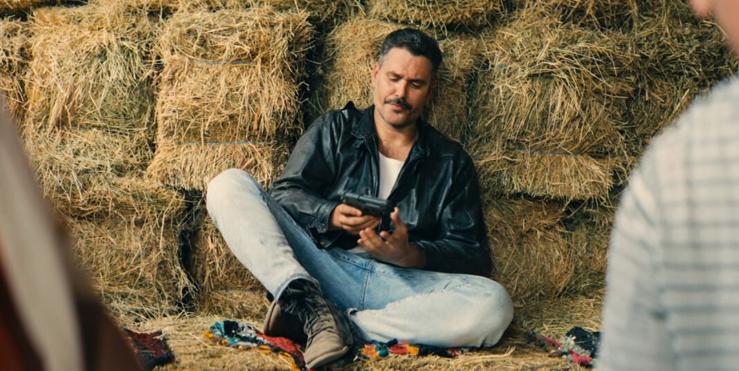 Γιατί ρε πατέρα: Επιστρέφει με νέα ερωτικά ειδύλλια