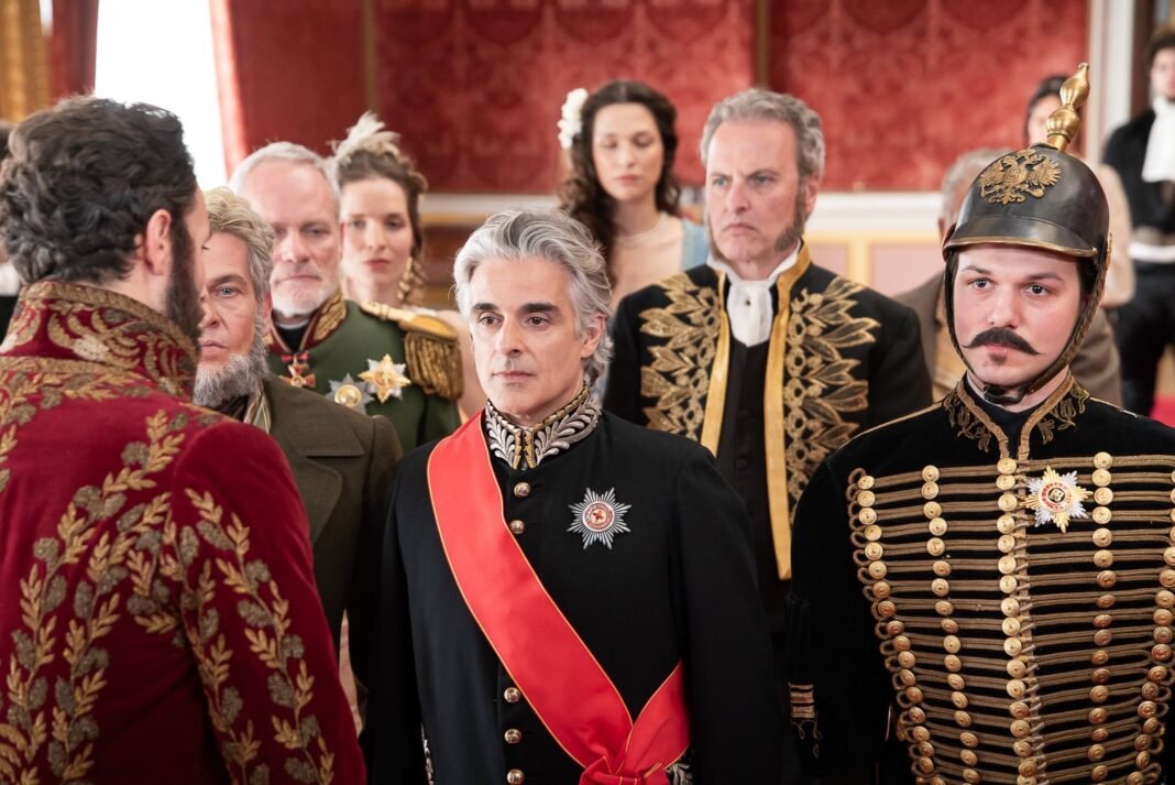 Η-Εταιρεία-Ελλήνων-Σκηνοθετών-τιμά-τον-Σμαραγδή-και-τον-«Καποδίστρια»-του