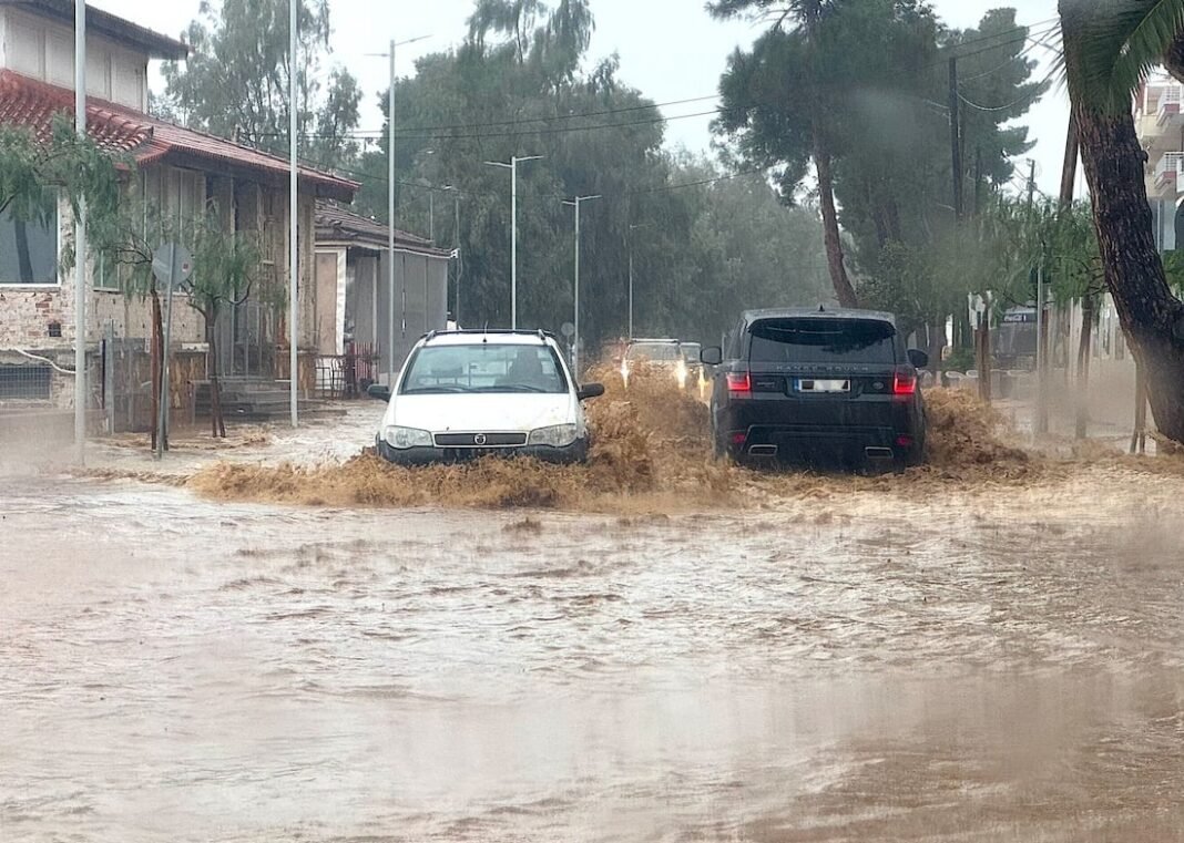Severe Storm System Puts Seven Regions of Greece Under Red Code Alert