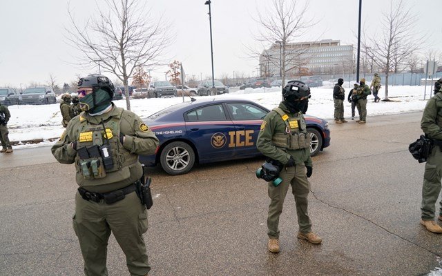 ΗΠΑ:-Ελεύθερο-το-5χρονο-αγόρι-που-είχε-συλληφθεί-από-την-ice