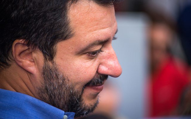 Ιταλία-–-Διάσπαση-στην-Λέγκα:-Αποχώρησε-και-ιδρύει-δικό-του-κόμμα-ο-ακροδεξιός-Ρομπέρτο-Βανάτσι