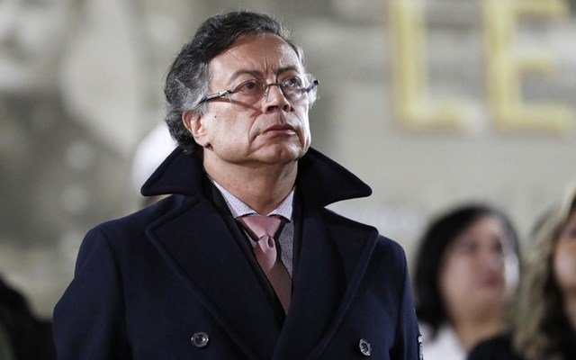 Κολομβία:-Το-μεγαλύτερο-καρτέλ-ναρκωτικών-της-χώρας-αναστέλλει-τις-διαπραγματεύσεις-με-τον-Πέτρο-λόγω-Τραμπ