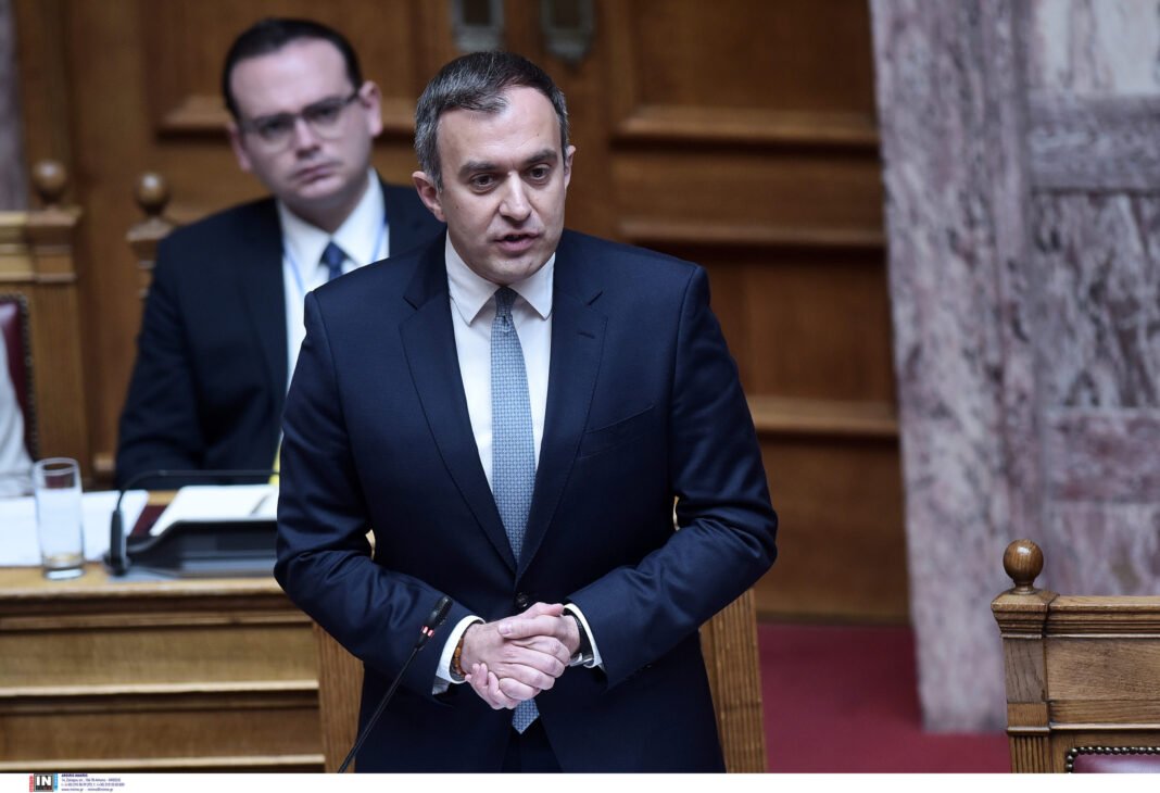 Χατζηβασιλείου για Σαμαρά: «Καμία απόκλιση από τις εθνικές θέσεις – Και ο ίδιος είχε μεταβεί στην Τουρκία για Ανώτατο Συμβούλιο Συνεργασίας»