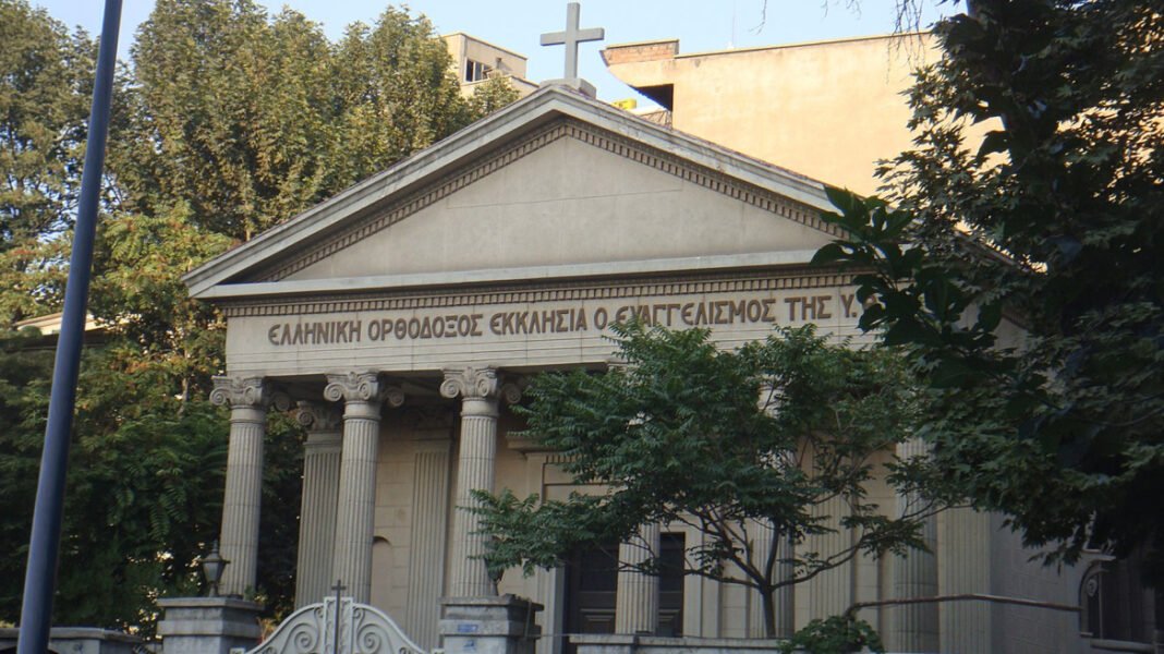 Η-συγκλονιστική-ιστορία-του-μοναδικού-ελληνορθόδοξου-ναού-στο-Ιράν-–-Οι-λεπτές-ισορροπίες-με-τους-μουλάδες