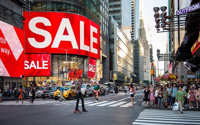 ΗΠΑ:-Απροσδόκητα-στάσιμες-οι-λιανικές-πωλήσεις-τον-Δεκέμβριο