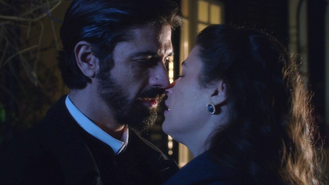 Άγιος-έρωτας:-Η-Χλόη-λαχταρά-να-είναι-μαζί-με-τον-πατέρα-Νικόλαο