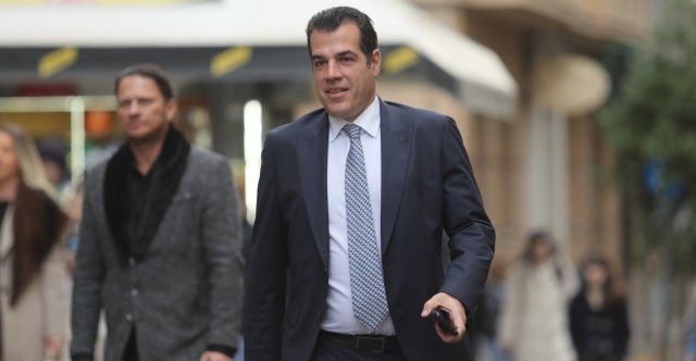 Ο Πλεύρης ζητά πλήρη ενημέρωση για την απόρριψη ασύλου του Βασίλη Γιαϊλαλί