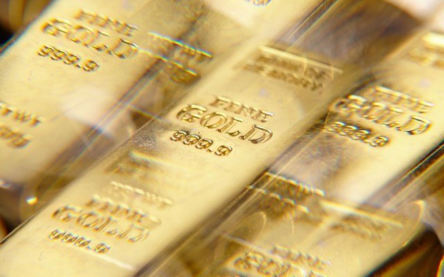 Ιταλία: “Αφηρημένος” άνδρας πέταξε στα σκουπίδια ράβδους χρυσού αξίας 120.000 ευρώ