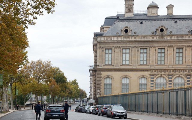 Γαλλία: Aπάτη ύψους 10 εκατ. ευρώ με την έκδοση εισιτηρίων για Λούβρο και Βερσαλλίες