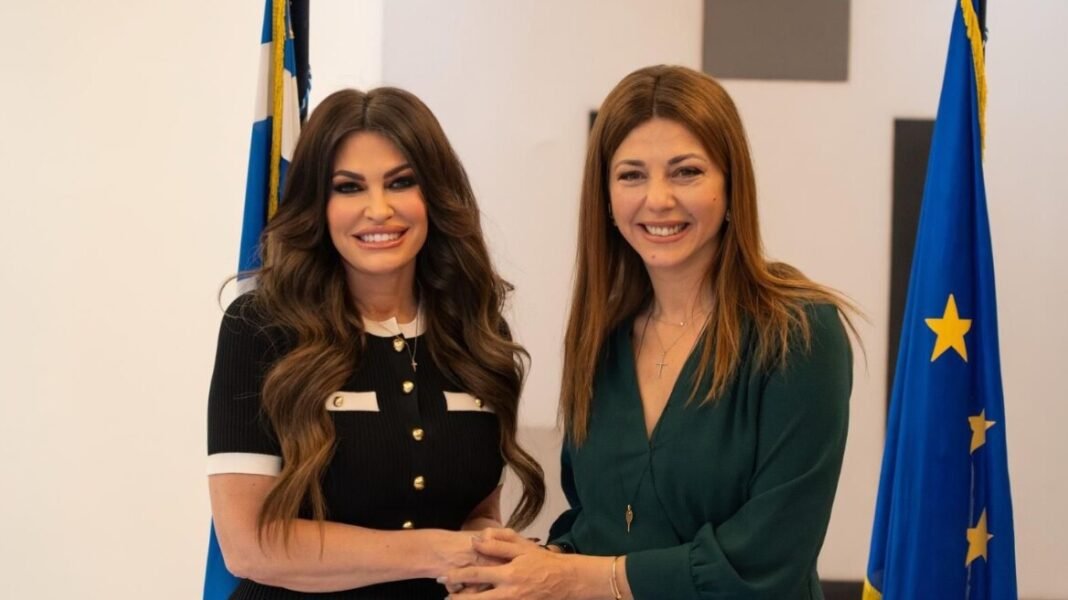 Συνάντηση Ζαχαράκη με Γκίλφοϊλ: «Η ελληνοαμερικανική συνεργασία στην παιδεία είναι επένδυση στο κοινό μας μέλλον»