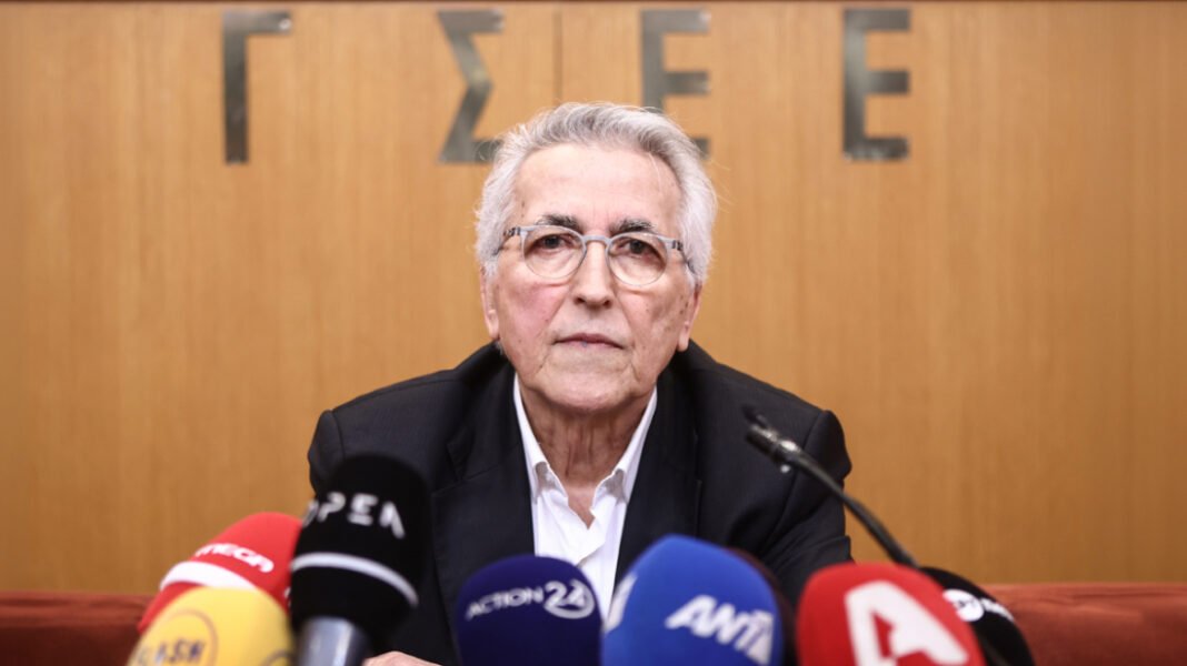 Θα είμαι ξανά υποψήφιος για τη ΓΣΕΕ λέει ο Παναγόπουλος και αφήνει καρφιά για τα ποσοστά του ΠΑΣΟΚ