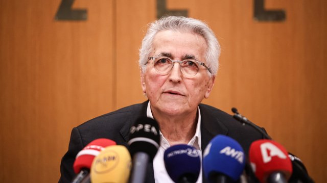 Το-ΠΑΣΟΚ-ζητά-από-τον-Παναγόπουλο-«να-διευκολύνει»-και-να-παραιτηθεί-από-τη-ΓΣΕΕ