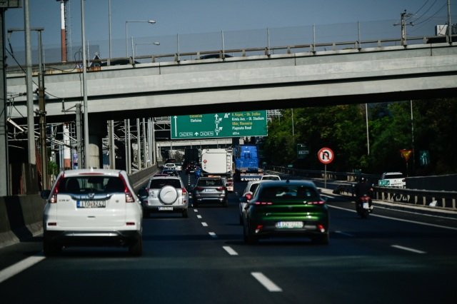 Αττική Οδός: Κλειστές είσοδοι στο ρεύμα προς αεροδρόμιο λόγω εργασιών συντήρησης