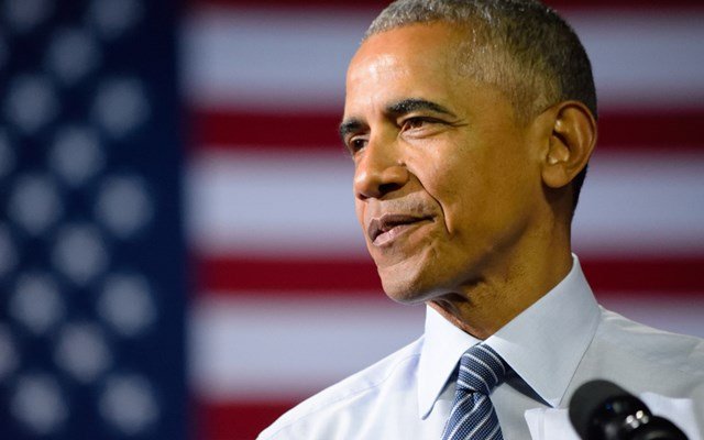 Μπ. Ομπάμα: Η “έκνομη συμπεριφορά” της ICE αρμόζει σε “δικτατορίες”