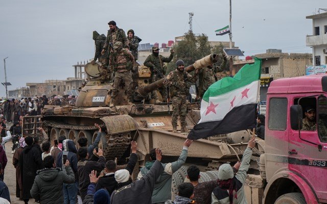 Συρία:-Ο-κυβερνητικός-στρατός-κατέλαβε-τη-στρατιωτική-βάση-Σαντάντι-μετά-από-συντονισμό-με-τις-ΗΠΑ