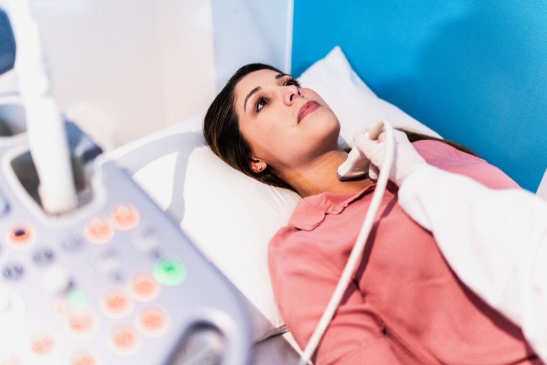 Στένωση καρωτίδων: Γιατί προκαλεί εγκεφαλικό – Ποιοι κινδυνεύουν