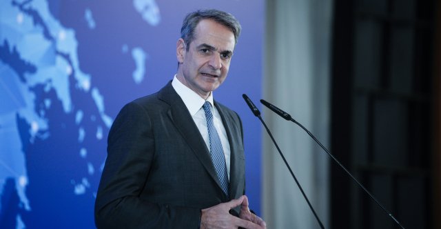 Ο-Μητσοτάκης-θέτει-τα-διλήμματα-της-κάλπης-του-2027:-Τα-καρφιά-στην-αντιπολίτευση-και-η-απάντηση-στους-«πρώην»