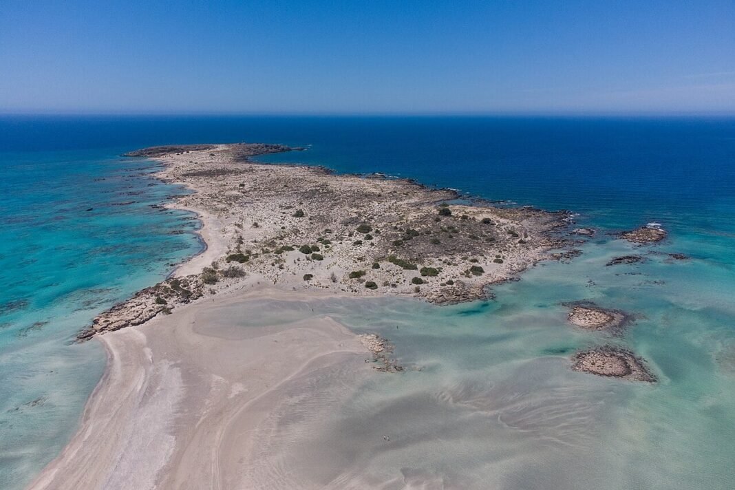 Four Enchanting Greek Beaches Enter Tripadvisor’s 2026 Global Top 15