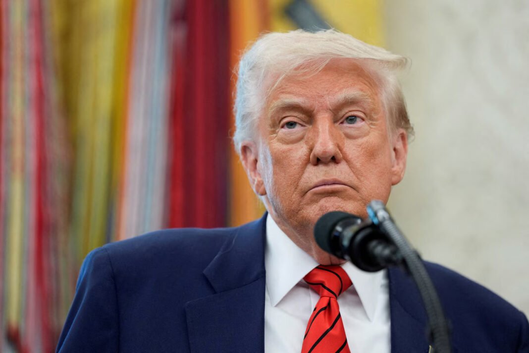 Ντόναλντ Τραμπ: Θαυμάζω την Ελλάδα και θα ήθελα να την επισκεφτώ, δήλωσε στην πρώτη επίσημη συνάντησή του με τον νέο Έλληνα Πρέσβη στις ΗΠΑ