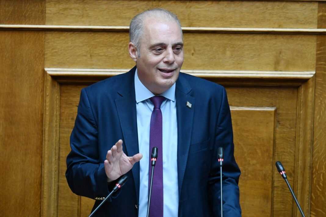 Βελόπουλος: Ντρέπεται και η ντροπή όταν ο πρωθυπουργός κάνει λόγο για «διαφάνεια»