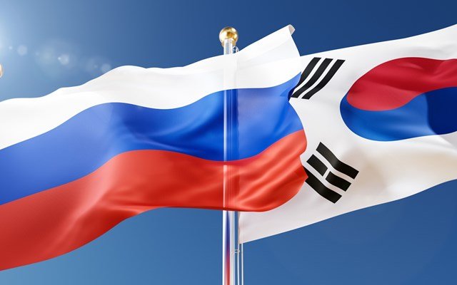 Νότια Κορέα: Καταδικάζει την ανάρτηση πανό με το μήνυμα “η νίκη θα είναι δική μας” στη ρωσική πρεσβεία