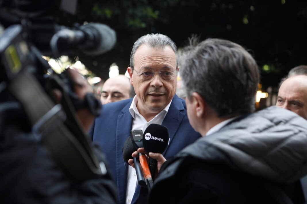 Φάμελλος: Η κυβερνητική ανεπάρκεια πνίγει τον Έβρο