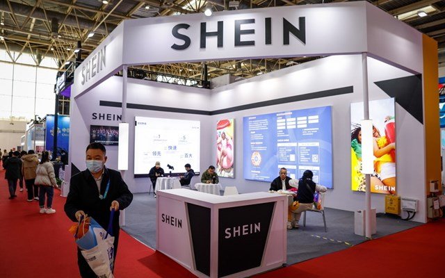 Η Shein ανοίγει φυσικά καταστήματα σε 5 γαλλικές πόλεις