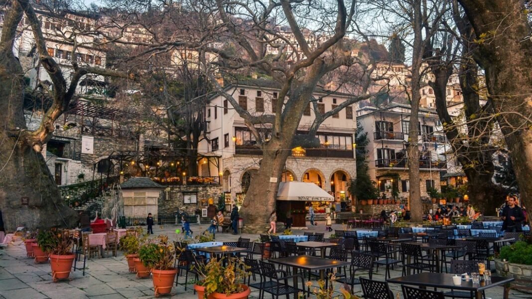 Με νέα ρεκόρ στον τουρισμό έκλεισε το 2025 – Άλμα 49% στις αφίξεις τον Δεκέμβριο καθώς επιμηκύνεται η τουριστική περίοδος