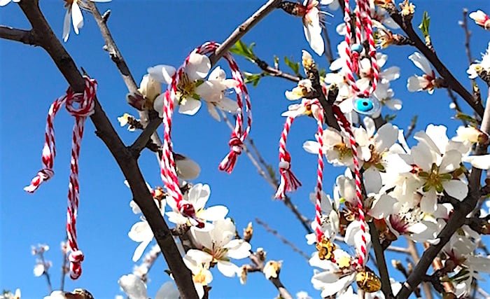 celebrate-spring-with-ancient-greek-tradition-of-martis-bracelets
