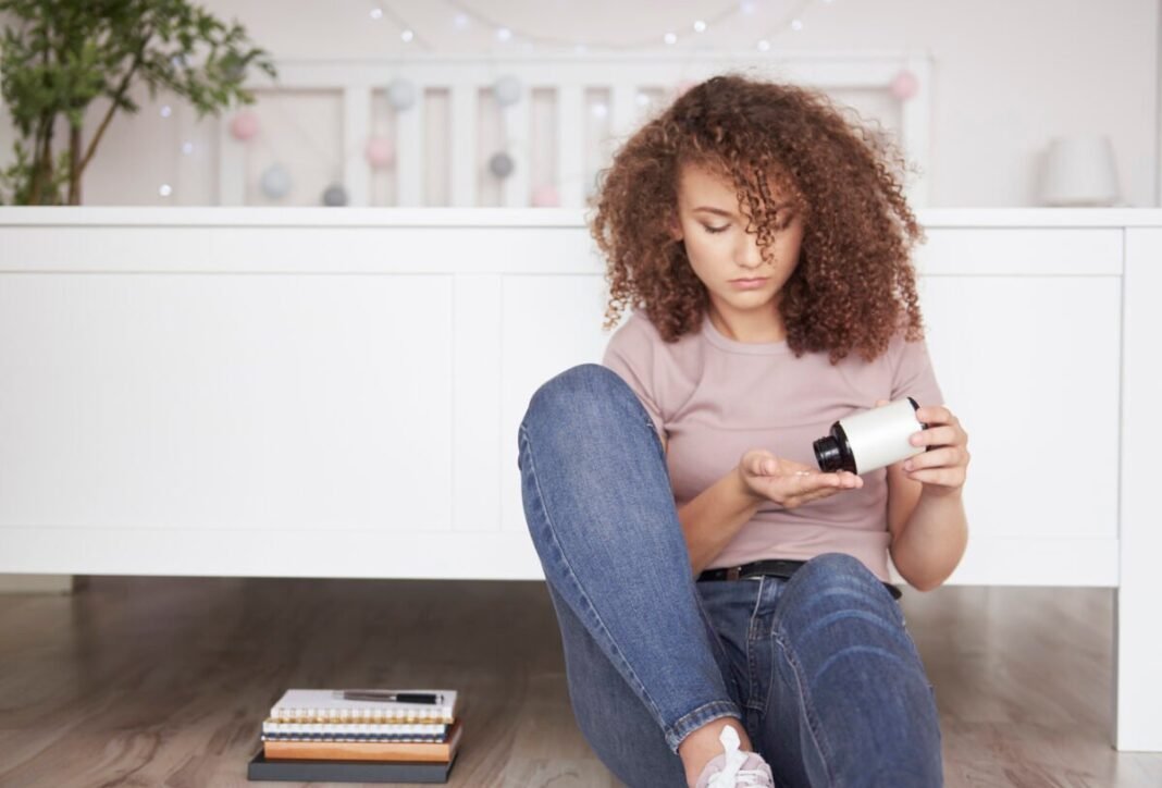 Επικίνδυνο-challenge-με-παρακεταμόλη-απειλεί-παιδιά-και-εφήβους