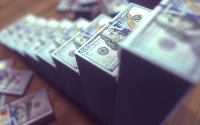 Στα-348-τρισ-δολ.-“σκαρφάλωσε”-το-παγκόσμιο-χρέος-το-2025-–-Η-μεγαλύτερη-αύξηση-από-την-πανδημία