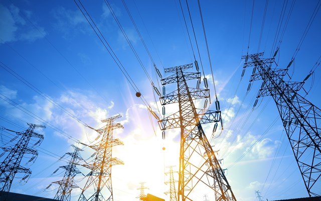 Η άγνωστη στρέβλωση στην αγορά ηλεκτρισμού και πόσο την πληρώνουμε