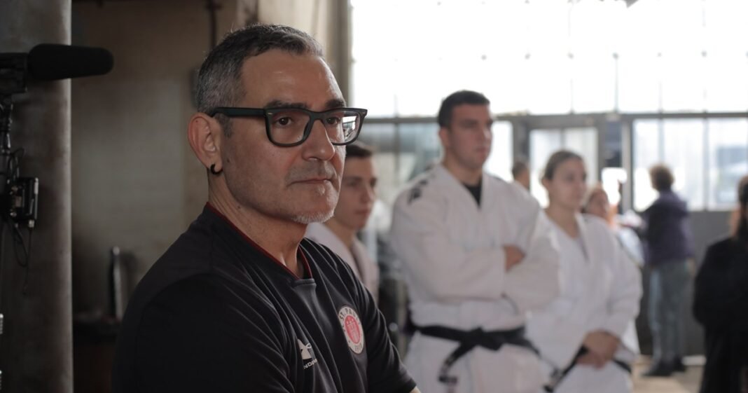 O Γιώργος Γεωργόπουλος αποφάσισε να κάνει μία καθαρόαιμη αθλητική ταινία με έντονη ελληνικότητα