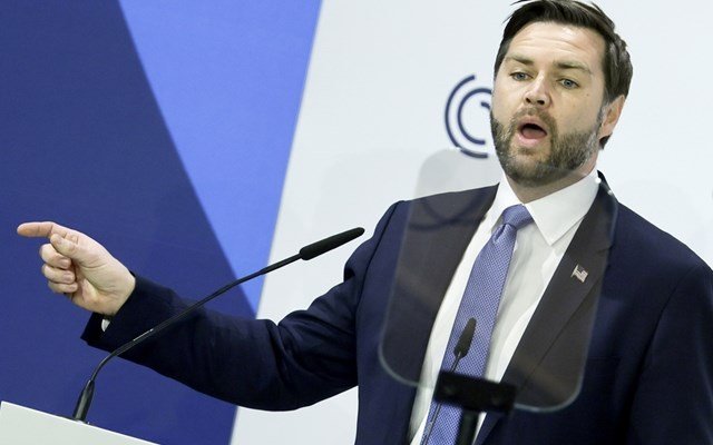 Τζ.-Ντι-Βανς:-Δεν-βλέπει-“καμιά-πιθανότητα”-πολέμου-διαρκείας-με-το-Ιράν