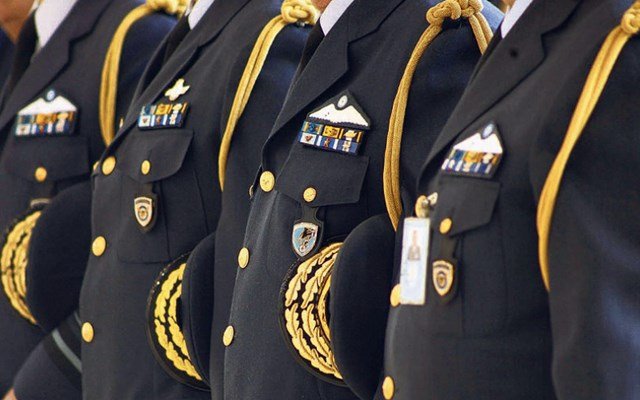 Αυξήσεις στις συντάξεις των ενστόλων και αναδρομικά