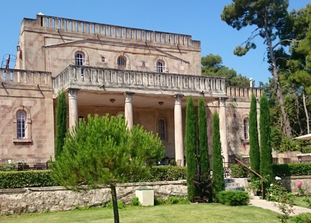 The Story of Greek Poet Angelos Sikelianos’ Stunning Villa