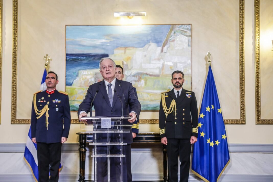 Δεξίωση-Τασούλα-στο-Προεδρικό-Μέγαρο-προς-τιμήν-του-διπλωματικού-σώματος-–-ΦΩΤΟ