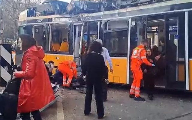 Ιταλία:-Σε-πρόβλημα-υγείας-του-οδηγού-οφείλεται-ο-χθεσινός-εκτροχιασμός-τραμ-στο-Μιλάνο