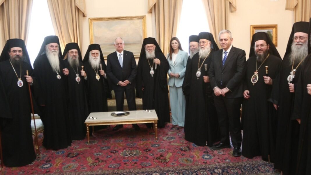 Τασούλας: Εύχομαι αγαθή συμπόρευση Εκκλησίας και Πολιτείας με βάση τους διακριτούς ρόλους για το καλό της κοινωνίας