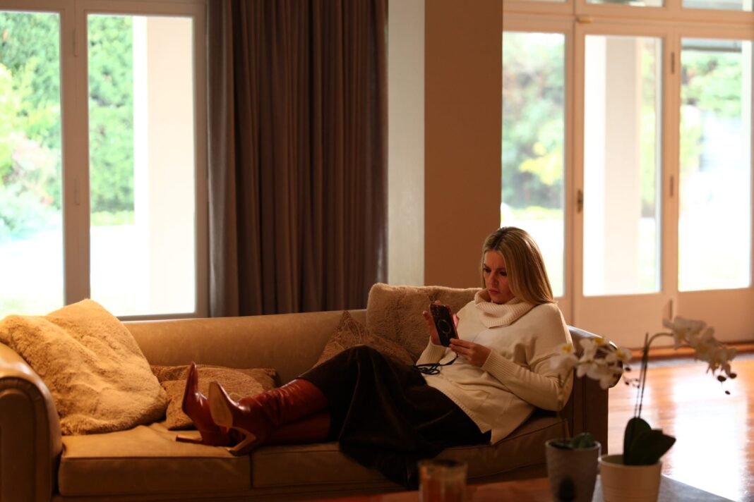 Να μ’ αγαπάς: Η Σοφία συνεχίζει το σχέδιο εξόντωσης του Θεόφιλου