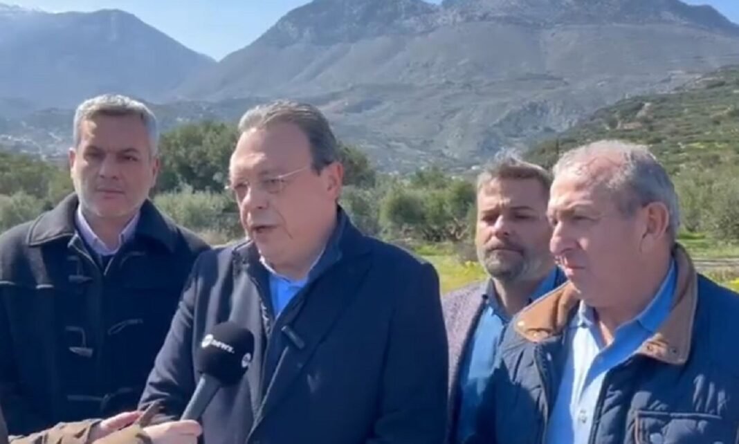 Φάμελλος: Ζητεί σύγκληση του Συμβουλίου των Πολιτικών Αρχηγών