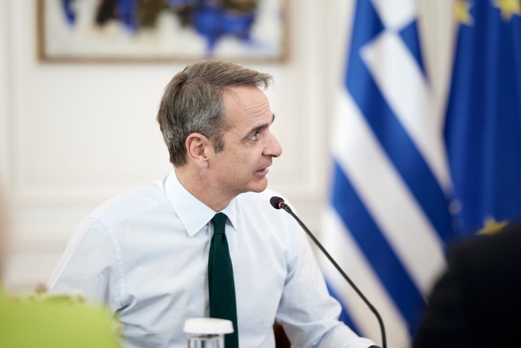 Κυριάκος Μητσοτάκης: Θα ενημερώσει κατ’ ιδίαν τους πολιτικούς αρχηγούς για τη Μέση Ανατολή – Συνάντηση με τον Ανδρουλάκη την Τρίτη